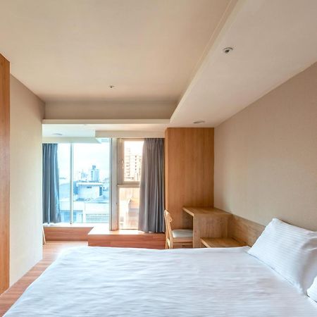 E Lim Hotel Zhongli Esterno foto